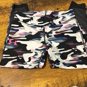 Under armour girls capri length leggings